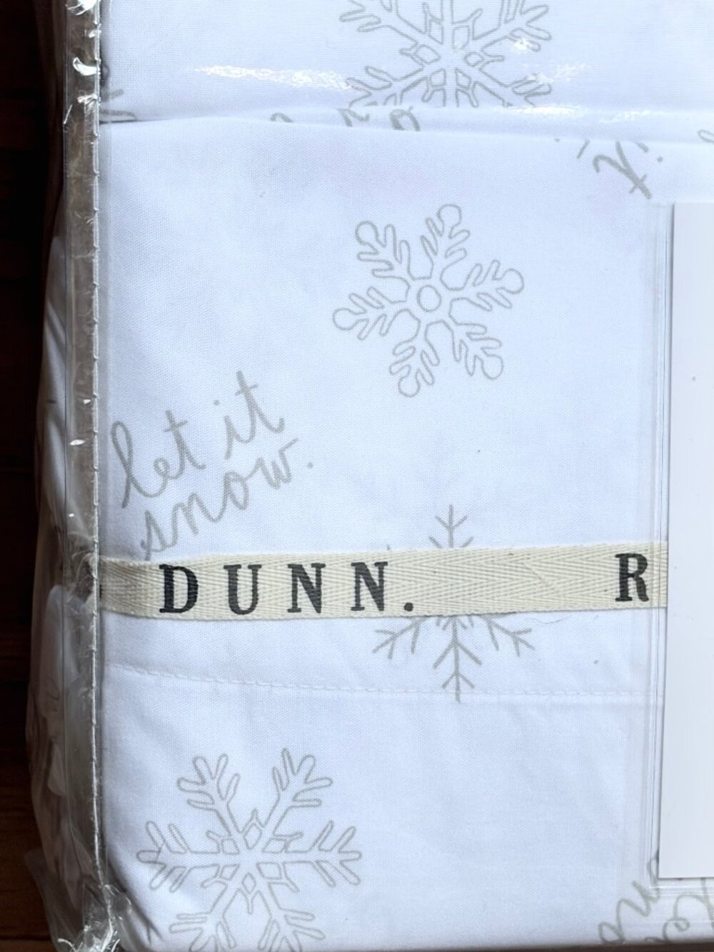 Rae Dunn Christmas LET IT SNOW QUEEN Size Sheet Set Christmas Snowflakes